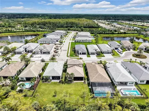 11265 Daphne Ct, Naples, FL 34120 photo 4