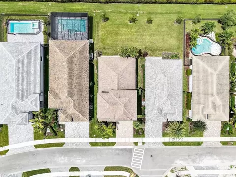 11265 Daphne Ct, Naples, FL 34120 photo 3
