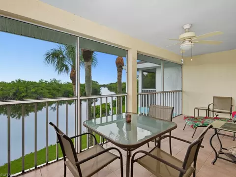 1385 Mainsail Dr #1812, Naples, FL 34114
