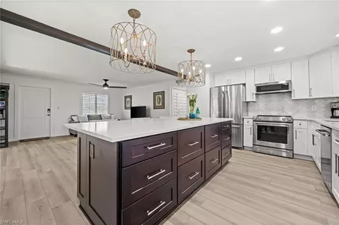 1549 Sandpiper St #73, Naples, FL 34102