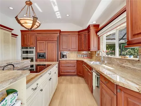 Kitchen - 405 Grenada Ave, Naples, FL 34113 photo 2 of 3