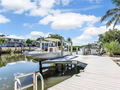 Exterior - 405 Grenada Ave, Naples, FL 34113 photo 8 of 9