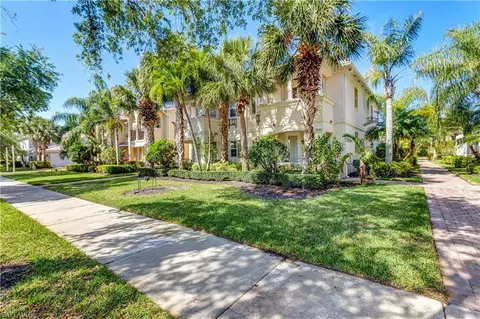 28260 Villagewalk Cir, Bonita Springs, FL 34135