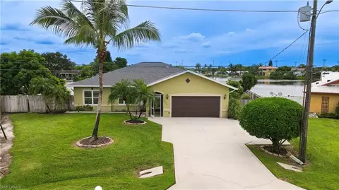 5036 29th Pl SW, Naples, FL 34116