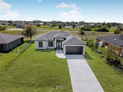 468 Paddock St, Lehigh Acres, FL 33974