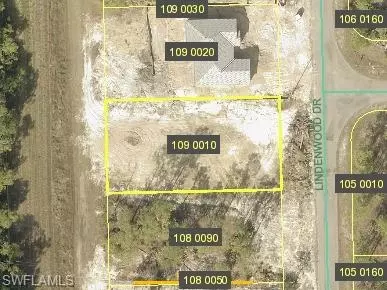 1823 Lindenwood Dr, Lehigh Acres, FL 33972