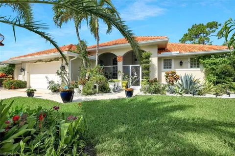 186 Muirfield Cir, Naples, FL 34113