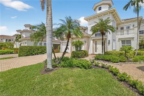575 Avellino Isles Cir #201, Naples, FL 34119