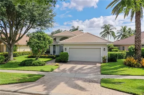 6928 Mauna Loa Ln, Naples, FL 34113