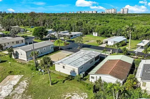 View/Area - 777 Walkerbilt Rd #14, Naples, FL 34110 photo 2 of 9