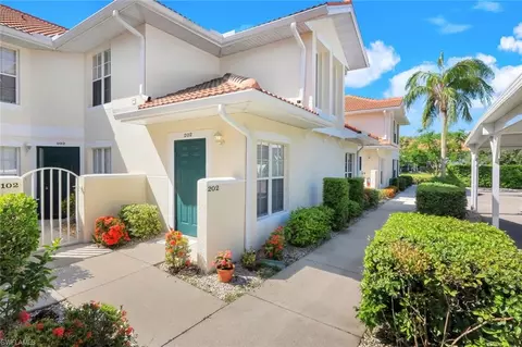 4920 Deerfield Way #B202, Naples, FL 34110