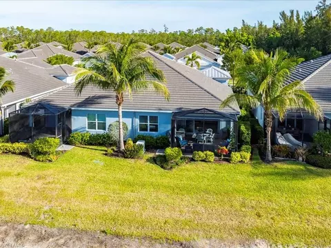 Exterior - 2235 Marquesa Cir, Naples, FL 34112 photo 7 of 10