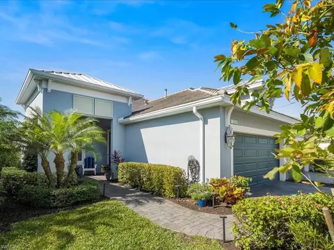 Exterior - 2235 Marquesa Cir, Naples, FL 34112 photo 3 of 10