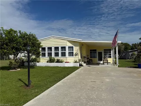 261 Lime Key Ln #138, Naples, FL 34114
