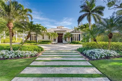 2250 Crayton Rd, Naples, FL 34103