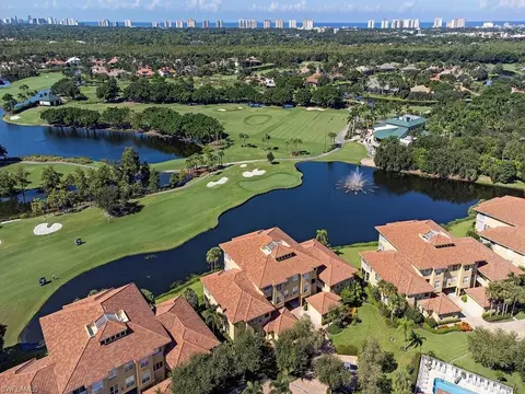 1830 Les Chateaux Blvd #104, Naples, FL 34109