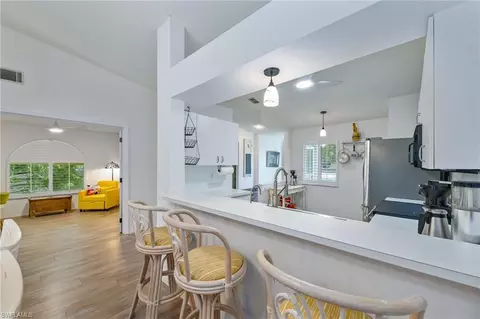 935 New Waterford Dr #204, Naples, FL 34104