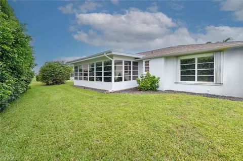Exterior - 104 Picardy Ct, Naples, FL 34112 photo 5 of 7