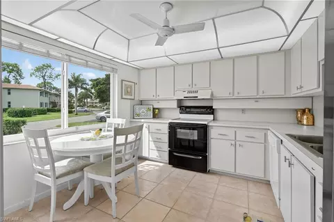 Kitchen - 219 Memory Ln #3, Naples, FL 34112 photo 1 of 3
