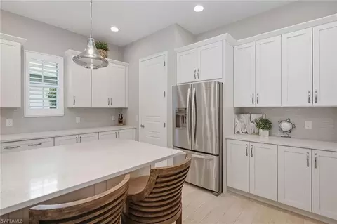 Kitchen - 3199 Cotuit Ln, Naples, FL 34114 photo 3 of 5