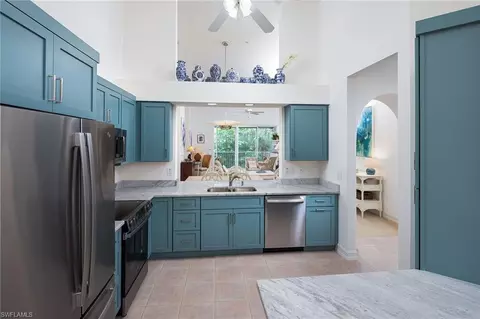 790 Bentwater Cir #203, Naples, FL 34108