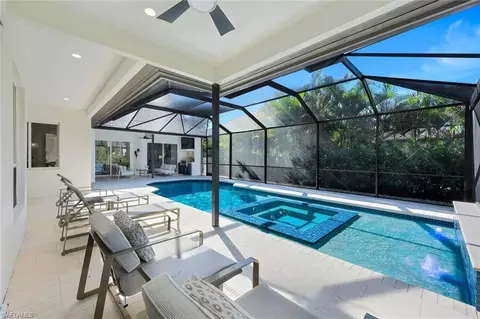 237 Charleston Ct, Naples, FL 34110 photo 28