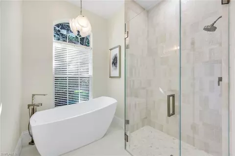 237 Charleston Ct, Naples, FL 34110 photo 15