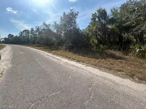 1 Kamain Rd, North Port, FL 34288