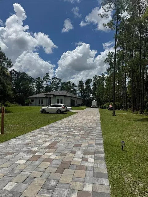 1412 22nd Ave NE, Naples, FL 34120
