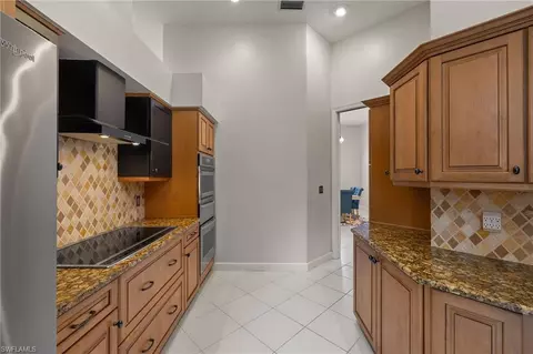 Kitchen - 812 Arrowhead Ln, Naples, FL 34108 photo 2 of 2