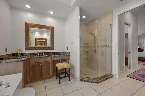 Bath - 812 Arrowhead Ln, Naples, FL 34108 photo 2 of 3