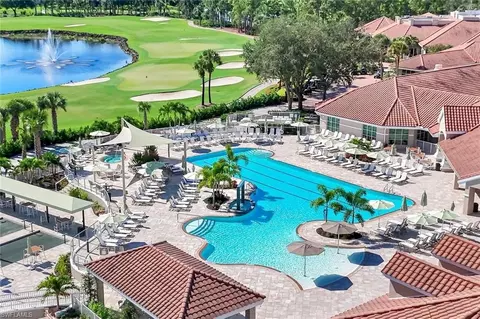8545 Danbury Blvd #204, Naples, FL 34120