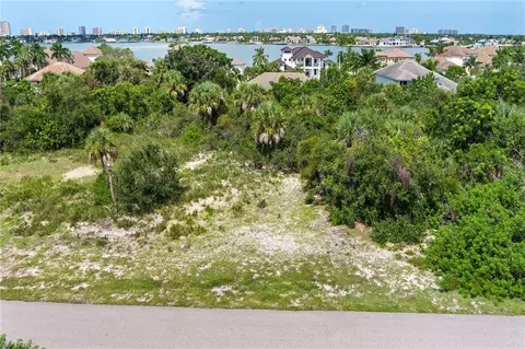680 Inlet Dr, Marco Island, FL 34145