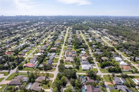 View/Area - 205 Madison Dr, Naples, FL 34110 photo 5 of 5