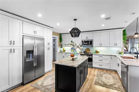 Kitchen - 205 Madison Dr, Naples, FL 34110 photo 2 of 6