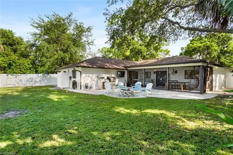 Exterior - 205 Madison Dr, Naples, FL 34110 photo 7 of 8