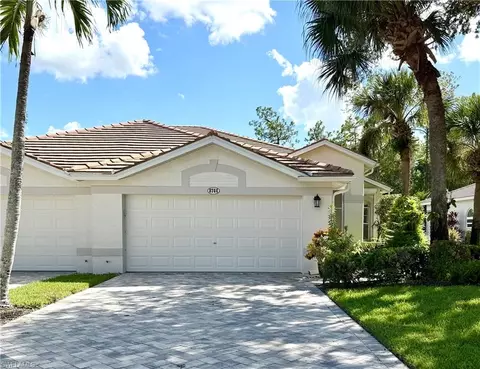 8744 Naples Heritage Dr #E28, Naples, FL 34112