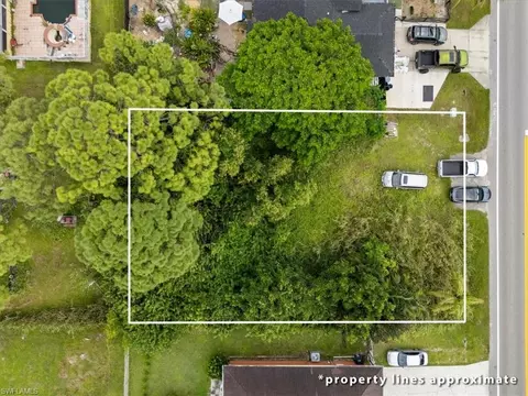 18356 Oriole Rd, Fort Myers, FL 33967