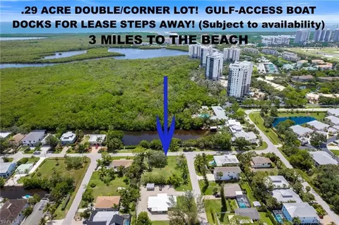 1300 Venetian Way, Naples, FL 34110