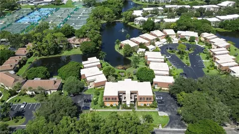 View/Area - 1850 Bald Eagle Dr #404C, Naples, FL 34105 photo 4 of 11