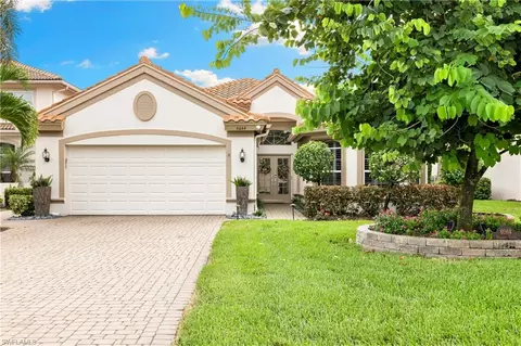6064 Fairway Ct, Naples, FL 34110