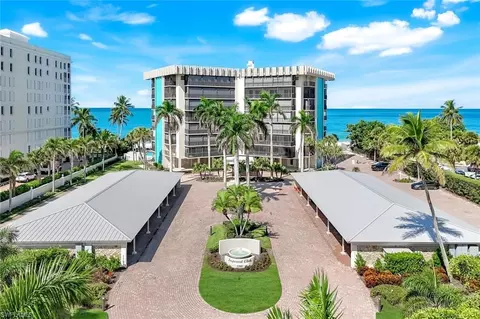 3399 Gulf Shore Blvd N #203, Naples, FL 34103