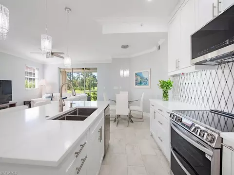 975 Eastham Way #E101, Naples, FL 34104 photo 4