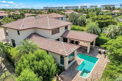 2351 Traditions Ct, Naples, FL 34105