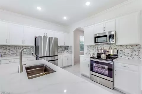 2172 Cara Cara Way, Naples, FL 34120 photo 3