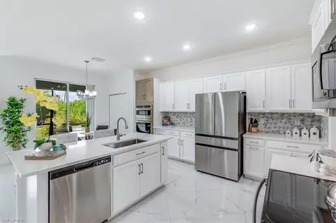 2172 Cara Cara Way, Naples, FL 34120 photo 2