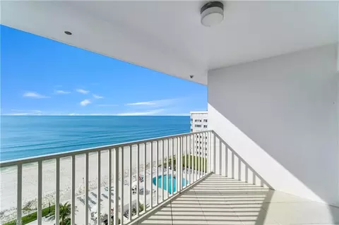 3443 Gulf Shore Blvd N #812, Naples, FL 34103