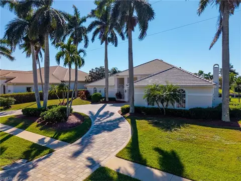 520 Alameda Ct, Marco Island, FL 34145