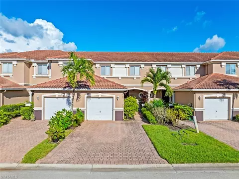 9838 Roundstone Cir, Fort Myers, FL 33967