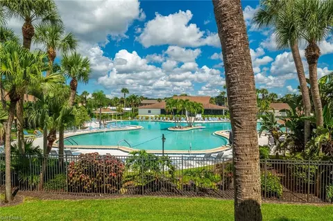 3750 Northwinds Dr #1010, Naples, FL 34112
